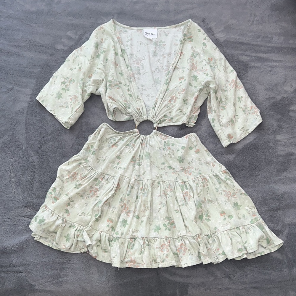 Low cut floral dress